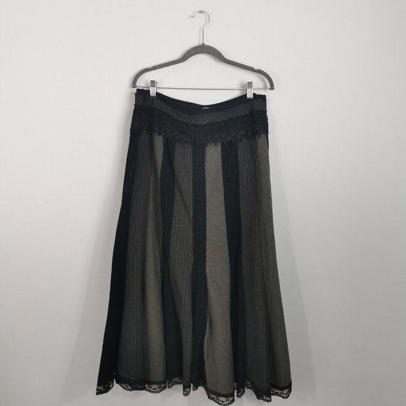PER UNA M&S Long Flared Panelled Heavy Skirt Black Grey Lace Trim UK 16 Boho - Picture 2 of 7